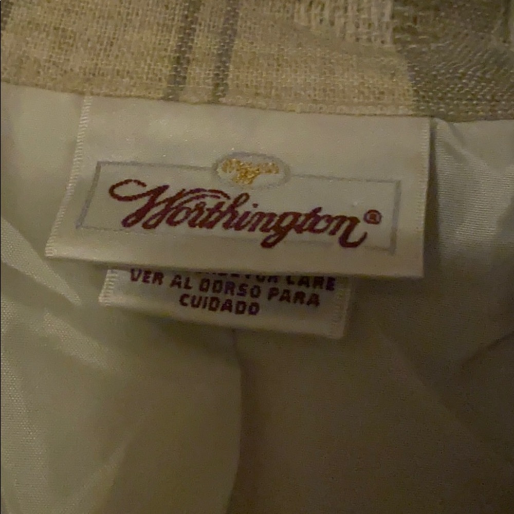 Jacket - Picture 3 of 6